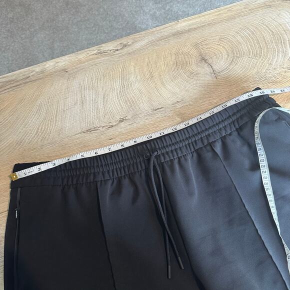 Athleta Endeavor Jogger Black 18 982373 - Picture 9 of 11